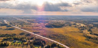 With its acres of rolling forests, 10 sparkling lakes, and two significant winding rivers, the Township of Havelock-Belmont-Methuen is a gateway to Peterborough County. From a unique lakeside brewery and artisan shopping to an immersive animal sanctuary and vibrant community events, the township boasts year-round adventures and friendly tradition in every nook and corner. (Photo: The Kawarthas Tourism)
