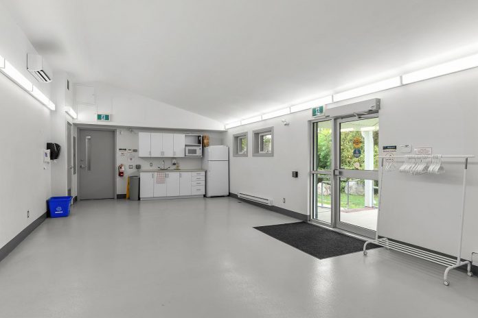 Located in Lakefield, The River Den is one of many rental facilities available through the Township of Selwyn that offers a picturesque location with many surrounding amenities. With a capacity up to 40 people, the rental hall is near the Otonabee River and Lakefield Marina, as well as a skate park, playground, and pavilion. Its cozy size provides an intimate space ideal for hosting meetings, seminars, and exercise classes. (Photo courtesy of the Township of Selwyn)