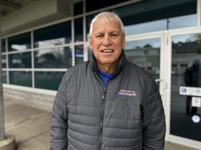 Although Peterborough resident Len Powers had to travel to Oshawa to receive brachytherapy for his prostate cancer, he was able to stay close to home when receiving 15 days of radiation at Peterborough Regional Health Centre (PRHC), thanks to community donors to the PRHC Foundation who helped fund the radiation suites at the regional hospital. (Photo courtesy of PRHC Foundation)