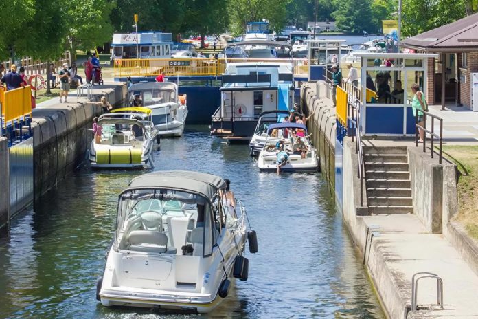Boaters navigate through Lock 32 of the Trent-Severn Waterway in Bobcaygeon. (Photo: Parks Canada) Boaters navigate through Lock 32 of the Trent-Severn Waterway in Bobcaygeon. (Photo: Parks Canada)