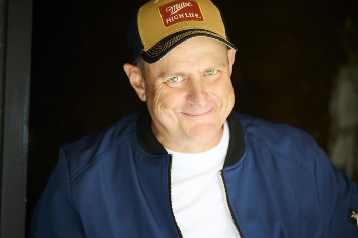 Canadian comedian Ian Sirota will be the headliner for the Slopes & Jokes Dinner Show being held at the Boshkung Smokehouse in Haliburton on February 7, 2026 as part of the February Folk Festival, one of the cultural events happening locally during the annual Hike Haliburton Festival winter edition. (Publicity photo)