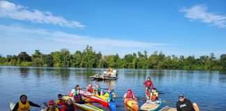 Registration is now open for spring and summer programs led by the Peterborough Canoe & Kayak Club on Little Lake. Guided by competitive sprint canoeist and head coach Zoe Bergeron, the youth programs include full-day sprint camps, high-performance training, and a new youth dragon boat team. Registration is also open for master's programs for adults, which include community, competitive, and dragon boat programs. (Photo courtesy of Peterborough Canoe & Kayak Club)