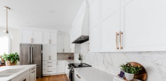 For 39 years, Cabinetree has been manufacturing custom cabinetry in Peterborough for residential and commercial new builds and renovations across Canada. Meeting owner Dan Stanford's commitment to provide quality product to fit a range of budgets while supporting the local economy, everything from the cabinet interiors to drawer boxes and finishing and staining is done at the company's Peterborough facility using locally sourced materials. (Photo courtesy of Cabinetree)
