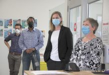 ‘It’s not a hypothetical’: Medical officer of health says Peterborough CTS closure will drive more overdoses to ER Lakelands Public Health medical officer of health Dr. Thomas Piggott (left) with PARN executive director Dane Record (second from left) during a May 2022 media tour prior to the opening of Peterborough's Consumption and Treatment Site (CTS) on Simcoe Street in downtown Peterborough. Also pictured are CTS program manager Kerri Kightley and Fourcast executive director Donna Rogers. (Photo: Jeannine Taylor / kawarthaNOW)