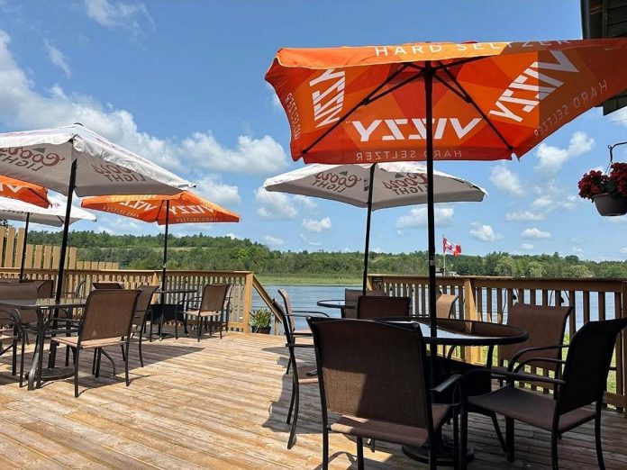 Under new ownership in 2025, Lakeside Roadhouse is a dog-friendly pub on Pigeon Lake in Omemee with all-new docks for boating access. The eclectic menu offers meal combos, an Indian Special, and soon pizza. To make it entirely family friendly, every Monday kids eat half price. (Photo: Lakeside Roadhouse)