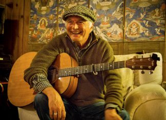 nightlifeNOW – August 6 to 12 Canadian folk music legend Ian Tamblyn performs at the Dominion Hotel in Minden on Friday night. (Promotional photo)