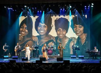 Lindsay-bound show pays homage to the musical contributions and societal influences of Black female singers and groups A biographical concert showcasing a century of anthems popularized by Black female artists who revolutionized the music industry, "Reign: The Queens of Blues, Soul and Rock 'n Roll" will be performed at FLATO Academy Theatre in Lindsay on September 5, 2026. Patricia Shirley, Garnetta Cromwell, and Geri Dafoe will perform the music of Aretha Franklin, Etta James, Patti Labelle, Whitney Houston, Roberta Flack, Tina Turner, The Supremes, and many more, supported by a multi-piece band with music promoter and Canadian Idol judge Farley Flex serving as the show's narrator. (Photo courtesy of Royal Tribute Productions)