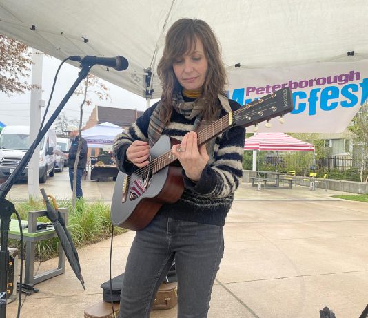 Cobourg native Sue Passmore, best known as one-third of the Juno award-winning roots trio Good Lovelies, will be the featured guest at an open mic hosted by Matt MacLeod at The Railyard Cafe & Taphouse in Peterborough's East City on Sunday afternoon. (Photo: Paul Rellinger / kawarthaNOW)