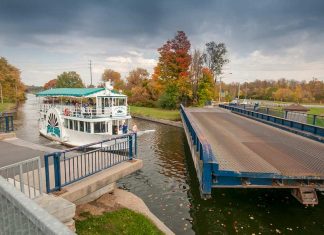 Maria Street Swing Bridge in Peterborough’s East City to close for a year starting in December Parks Canada is closing the Maria Street Swing Bridge in Peterborough, which connects Maria Street to Ashburnham Drive, for around 12 months starting on December 7, 2026 so that the bridge can be replaced. Pictured is the bridge before traffic lights were installed at the intersection of Maria Street and Ashburnham Drive to manage the increasing flow of traffic. (Photo: Parks Canada)