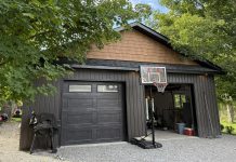 A recently completed garage project built through Merrett Home Hardware Building Centre's Beaver Homes & Cottages program. The program offers more than 500 pre-designed garages and carriage homes, which can be altered to fit each customer's lifestyle and preferences. In addition to providing premium-grade materials for the build, the program includes support from a local consultant to finalize designs, navigate permits, and find a local contractor. (Photo courtesy of Merrett Home Hardware Building Centre)