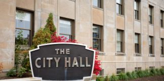‘Peterborough Vote Tracker’ gives voters a look at councillors’ records ahead of October 26 election The Peterborough City Hall sign. (Photo: Jordan Lyall / kawarthaNOW)