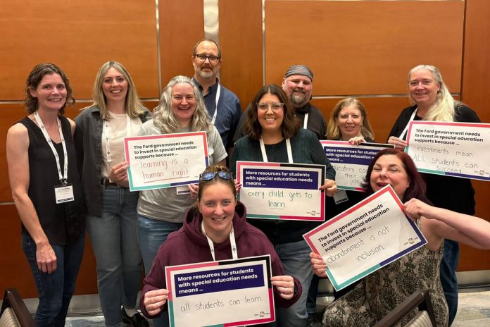 Trillium Lakelands Elementary Teacher Local president Mike De Rose (back left) with educators advocating for special education resources and supports from the Ontario government for the Trillium Lakelands District School Board, which operates 40 elementary schools in the Muskoka, Kawartha Lakes, and Haliburton regions. (Photo: Trillium Lakelands Elementary Teachers Local / Facebook)