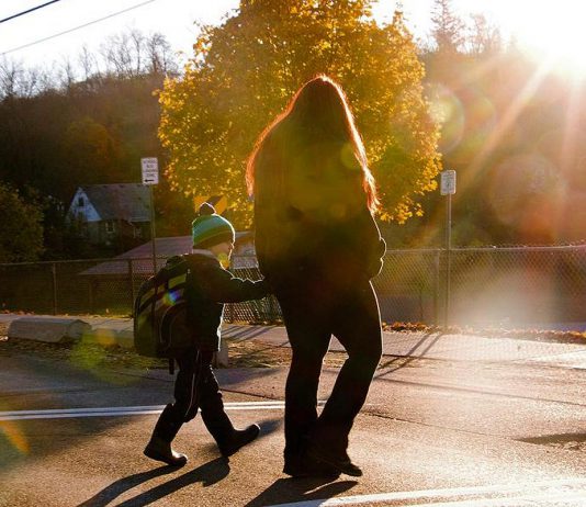 Lakelands Public Health medical officer of health Dr. Thomas Piggott says good health for schoolchildren is more than just avoiding physical illness. Mental health, social connection, physical activity, good nutrition, and healthy habits all matter. He suggests families establish regular sleep routines, reduce screen time, make healthy eating a priority, and encourage time outdoors and physical activity such as walking to school when possible. (Photo: GreenUP)